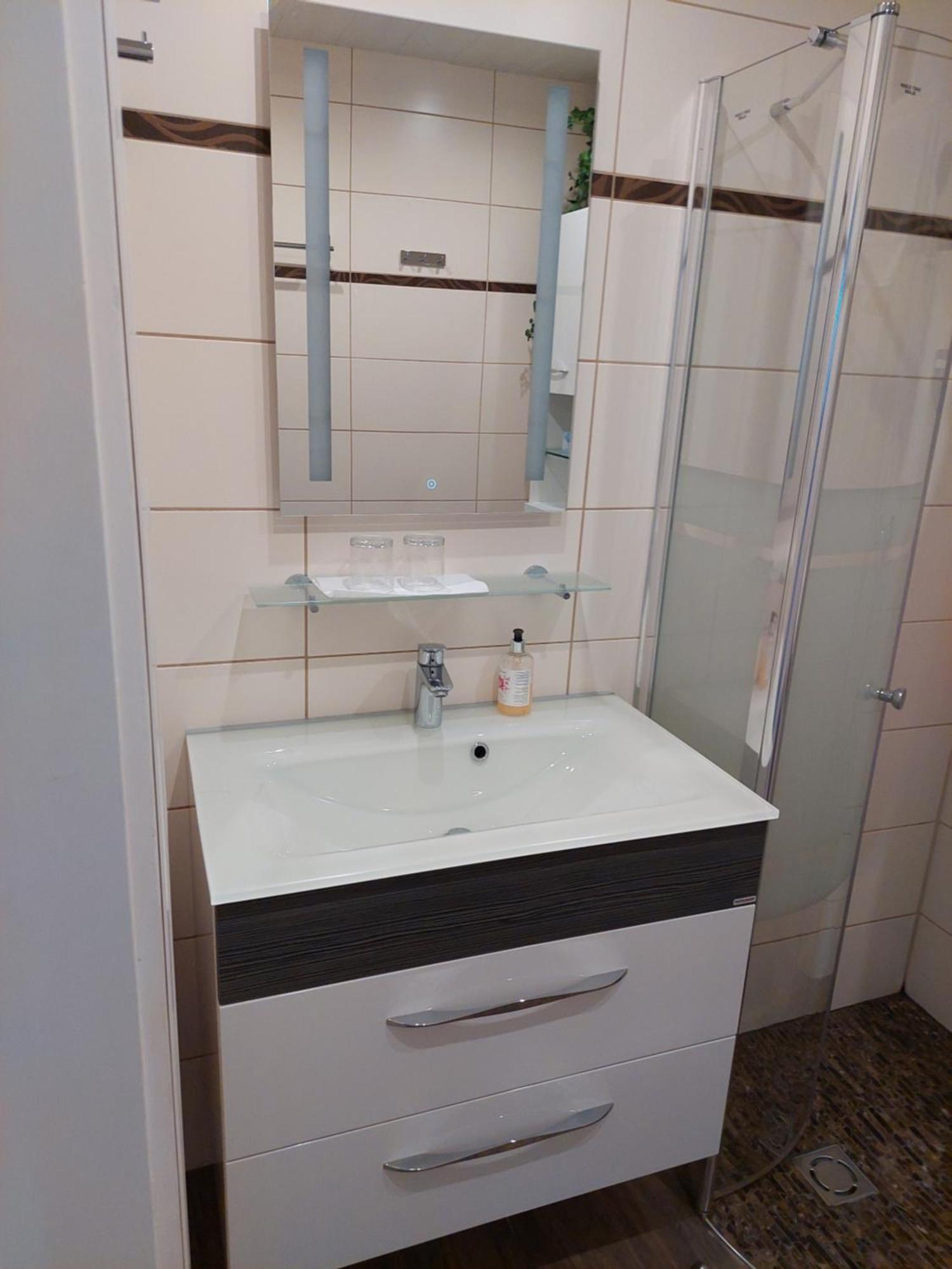 Wohnung Mit Charme In Pinsdorf Экстерьер фото